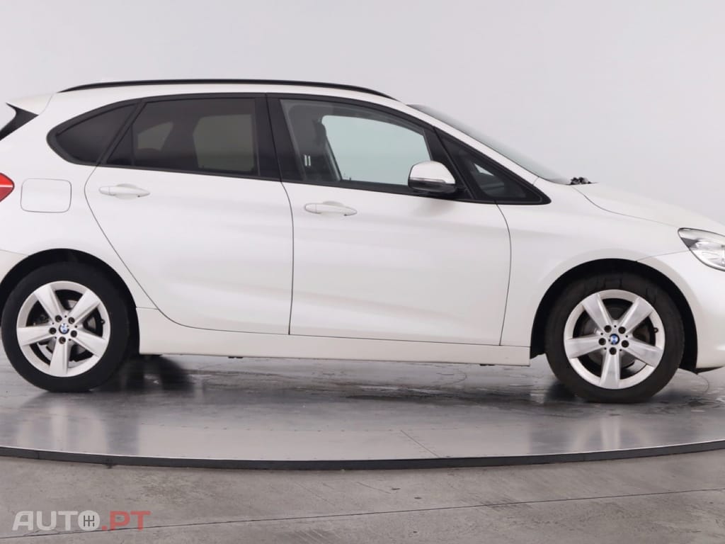 BMW 216 d Advantage