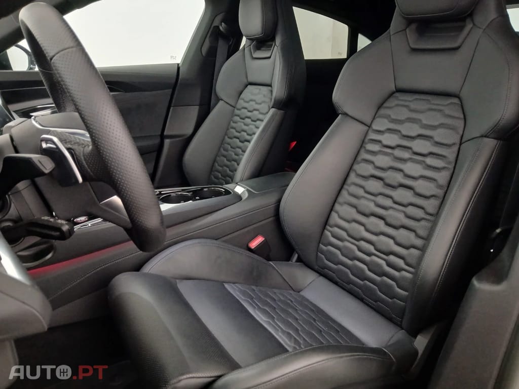 Audi E-Tron GT quattro