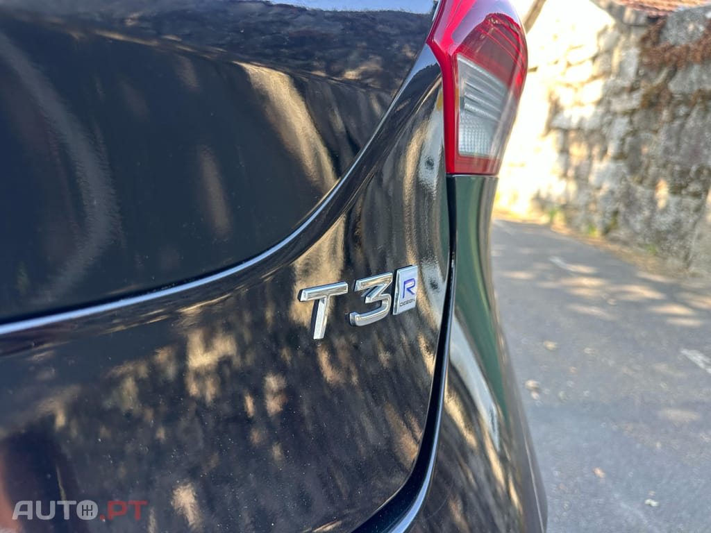 Volvo V40 1.5 T3 Sport Edition R Geartronic