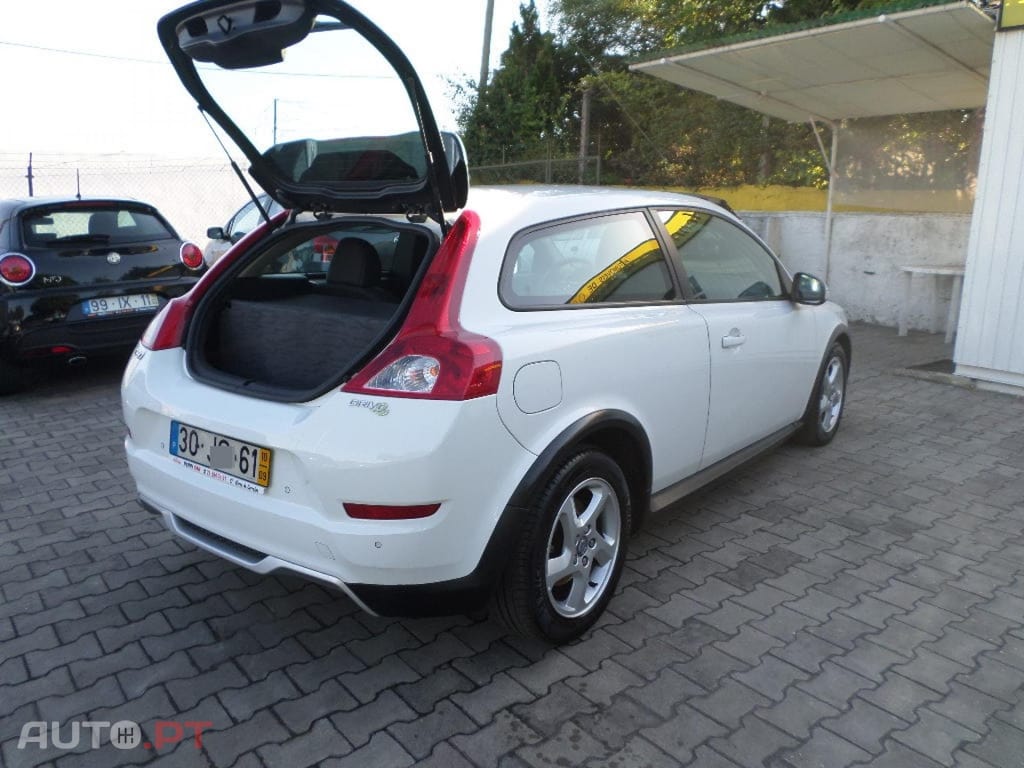 Volvo C30 1.6 D DRIVE KINETIC STAR-TOP 2010