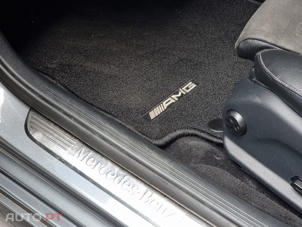 Mercedes-Benz E 220 d AMG