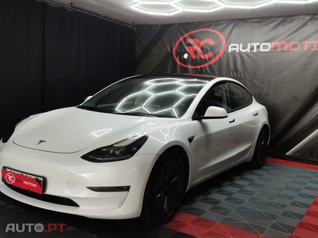 Tesla Model 3 Performance Tração Integral