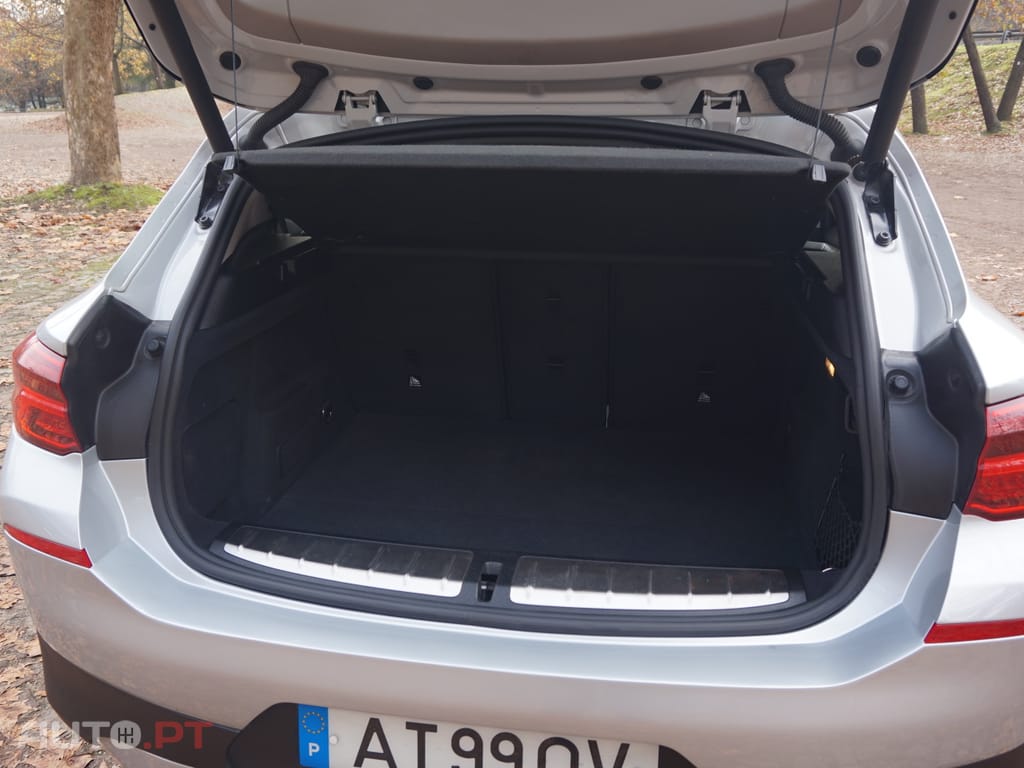 BMW X2 sDrive18d Aut. Advantage Plus