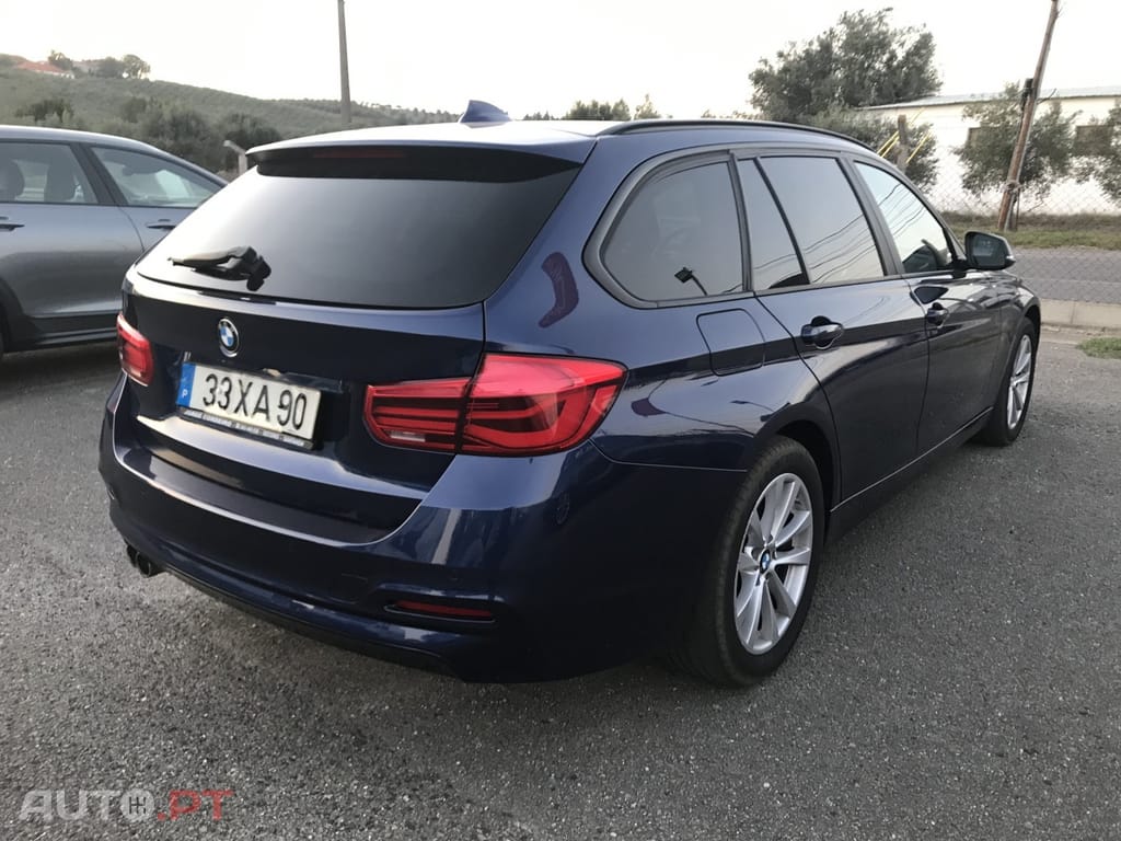 BMW 320 d Touring xDrive Ultimate Auto