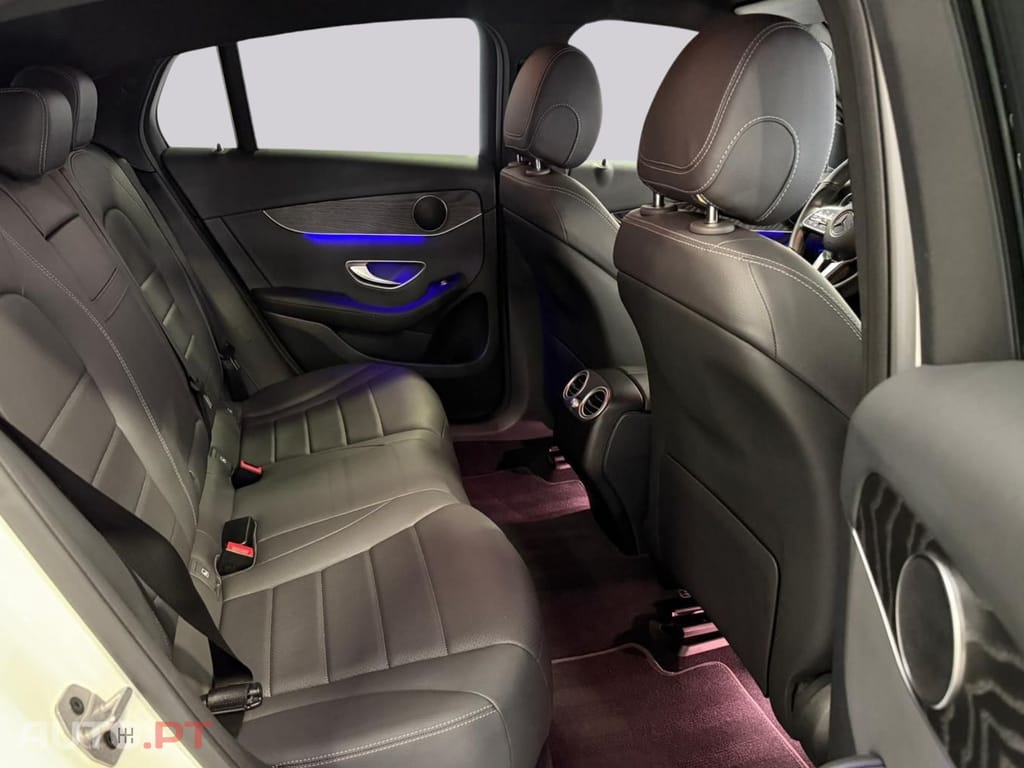 Mercedes-Benz GLC 300 de 4M I.V.A DEDUTÍVEL 