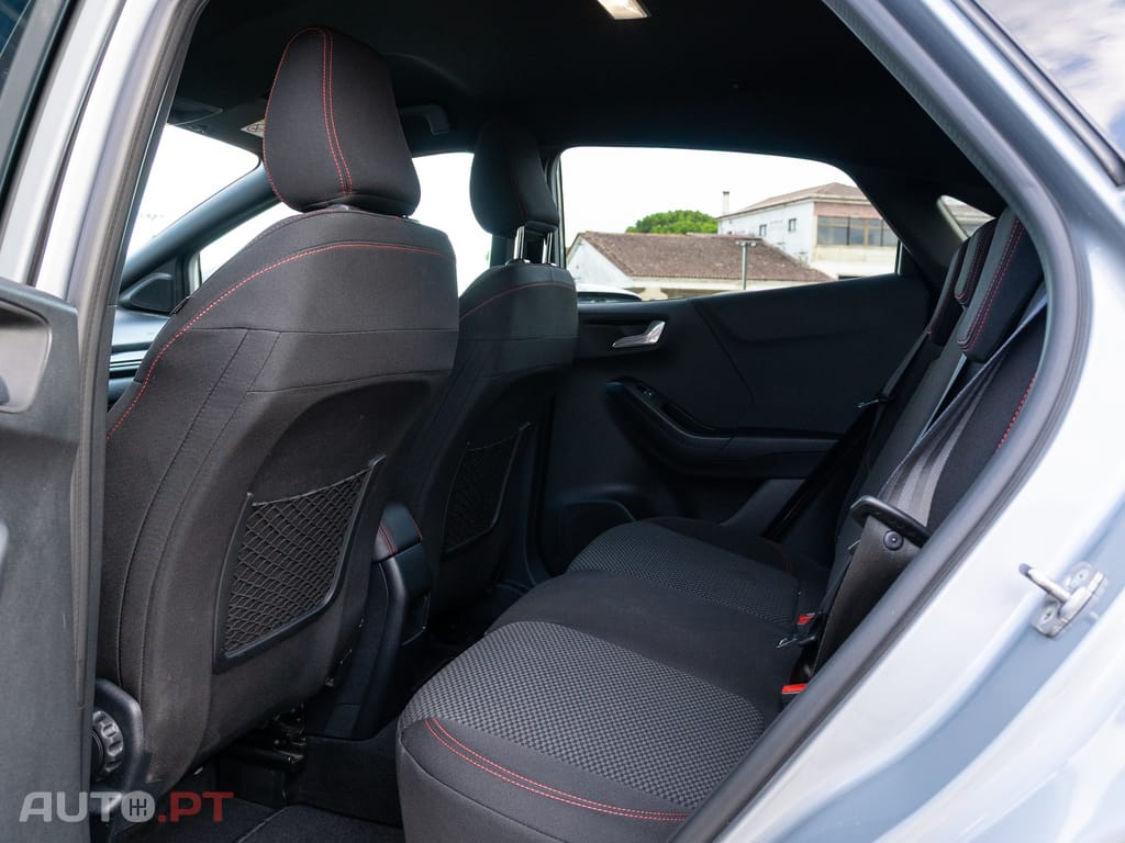 Ford Puma 1.0 EcoBoost MHEV ST-Line Design