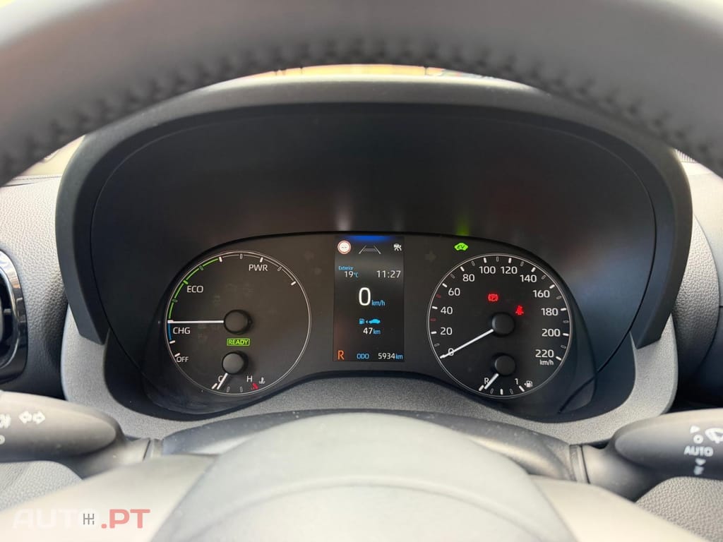 Mazda 2 1.5 L Hybrid VVT-i Centre-Line
