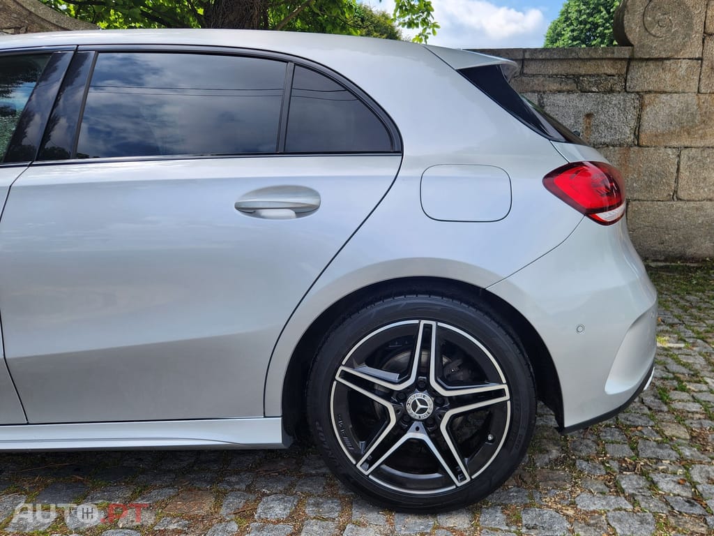 Mercedes-Benz A 180 d AMG Line