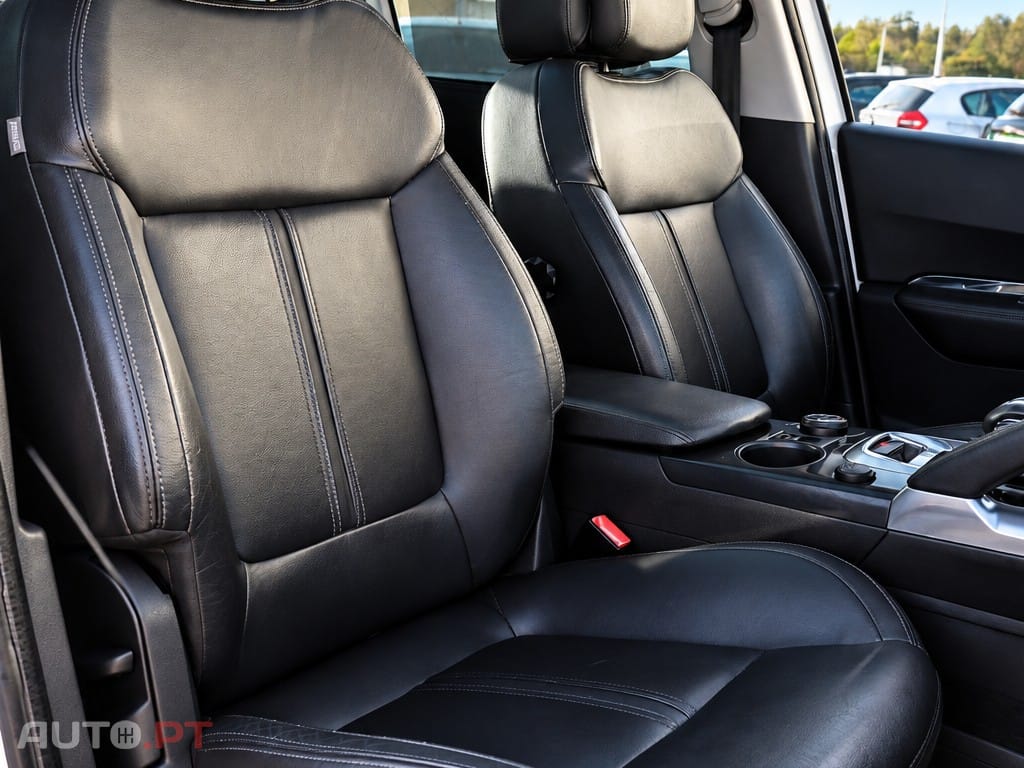 Peugeot 3008 2.0 HDi Hybrid4