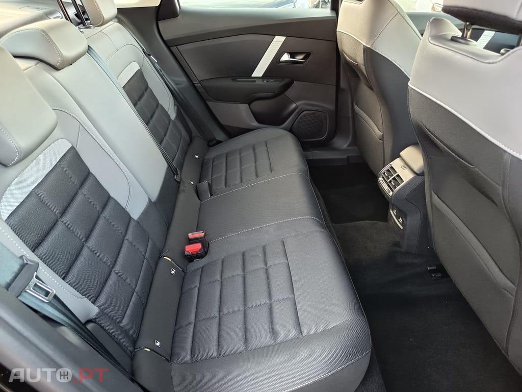Citroen e-C4 X 54 kWh Autonomia Alargada Plus