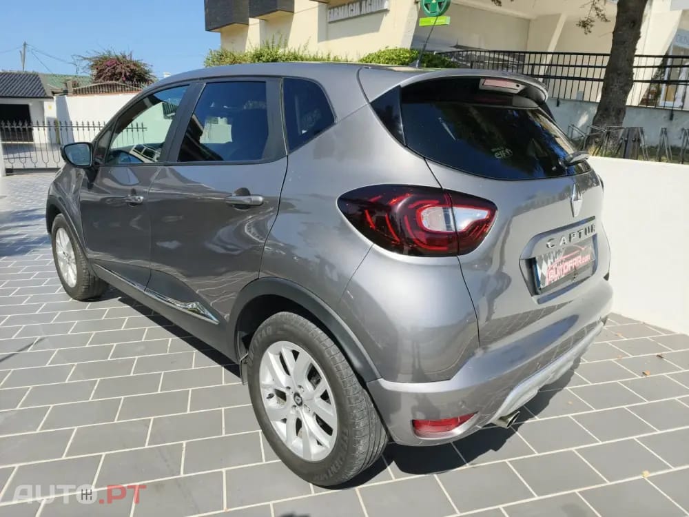 Renault Captur 1.0 TCe Exclusive