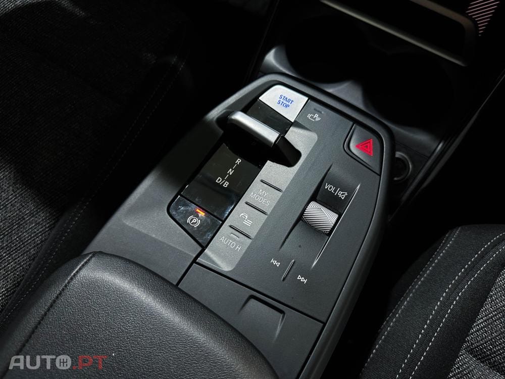 BMW iX1 xDrive30
