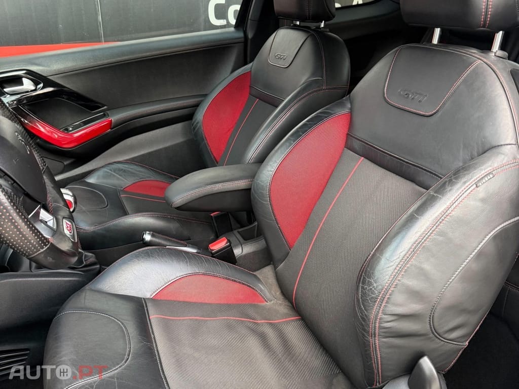 Peugeot 208 GTi