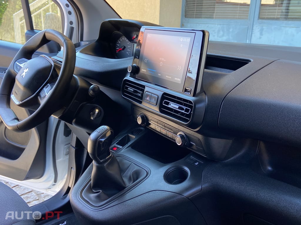 Peugeot Partner 1.6 HDI L1  100cv Carplay  Nacional