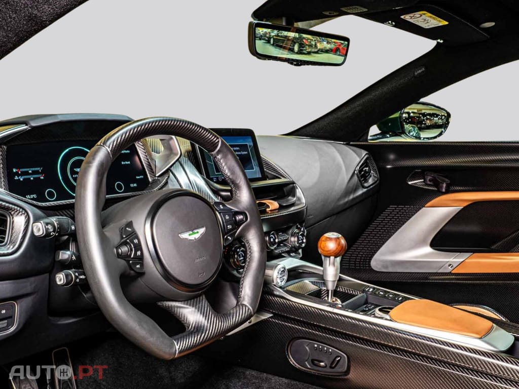 Aston Martin Volante VALOUR