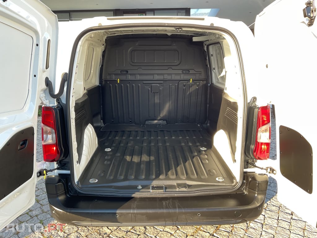 Opel Combo 1.5 CDTi L1H1 Enjoy