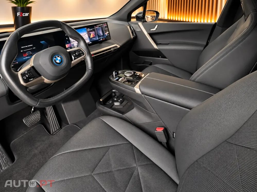 BMW iX xDrive 40 Pack Desportivo