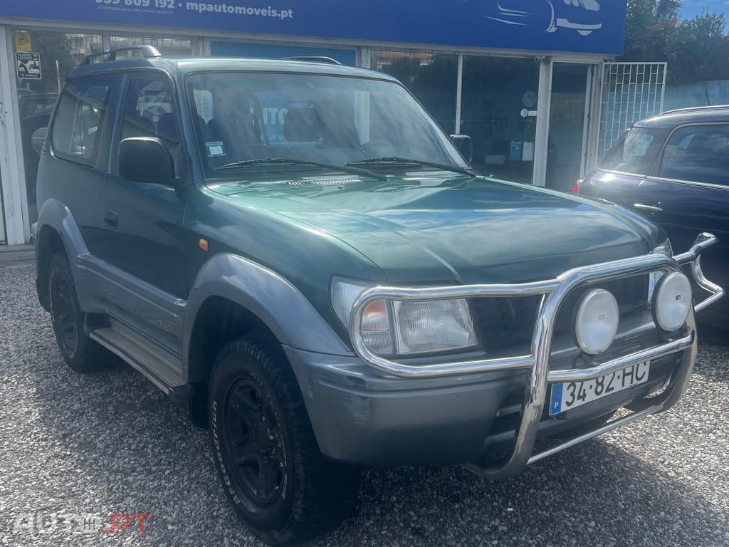 Toyota Land Cruiser 3.0 TD Pack 1