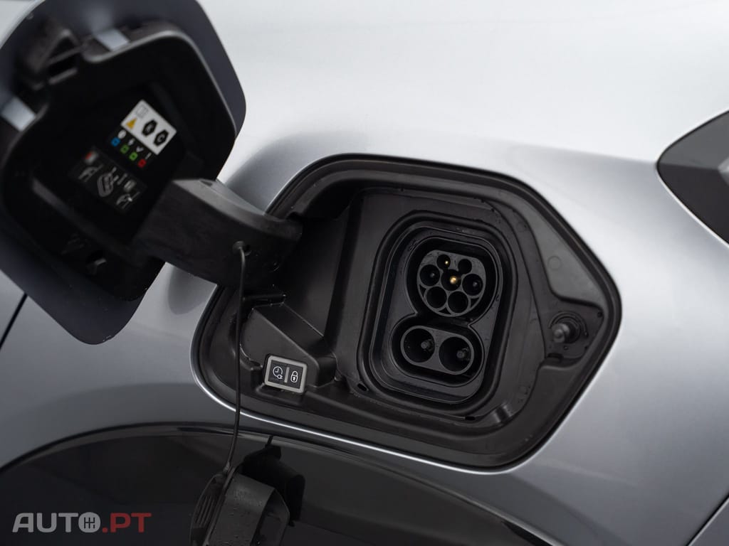 Peugeot E-208 50 kWh Active Pack