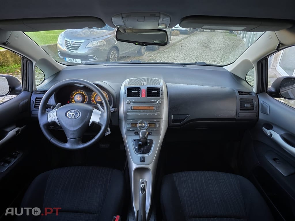 Toyota Auris 1.4 D-4D MMT Sol