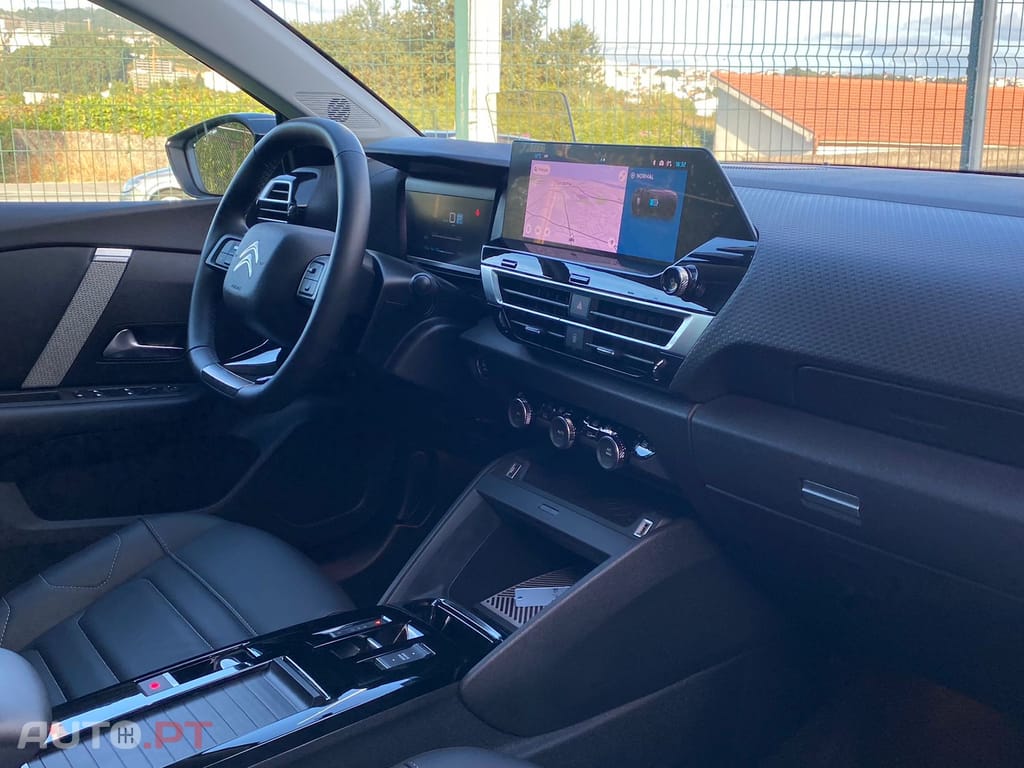 Citroen C4 X Shine Pack