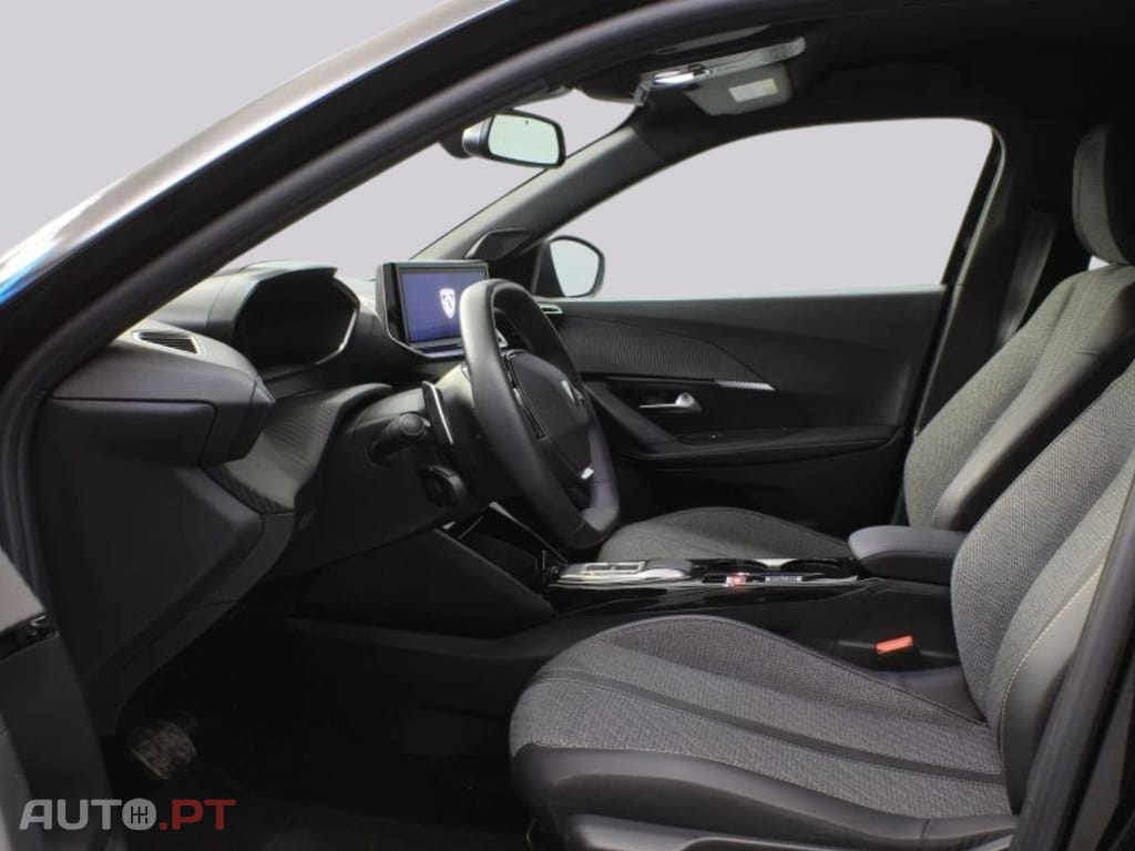 Peugeot 2008 1.2 PureTech Allure EAT8