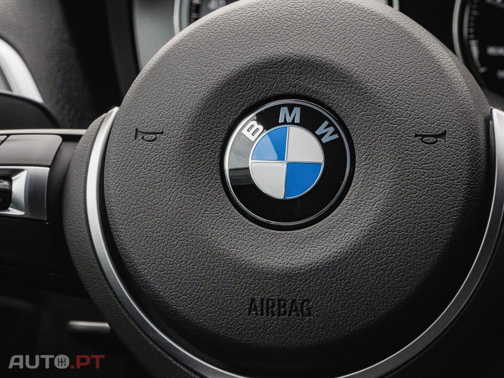 BMW 218 d Coupé Pack M Look M2