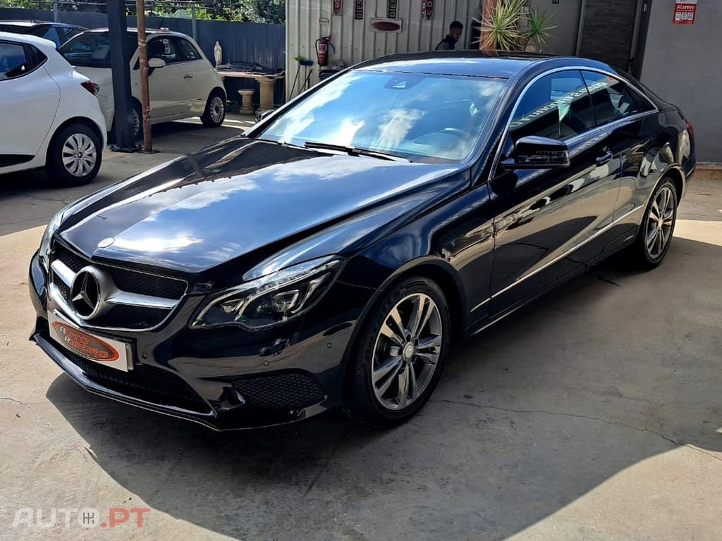 Mercedes-Benz E 220 CDi BlueEfficiency