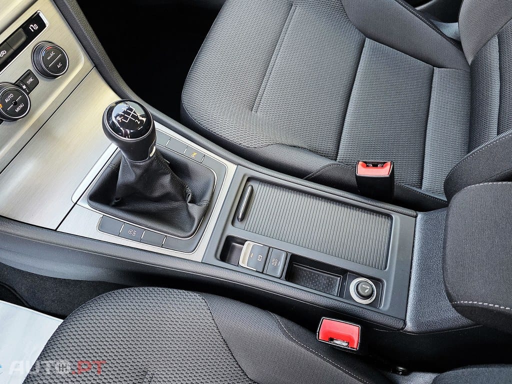 Volkswagen Golf 1.6Tdi BlueMotion GPS Edition