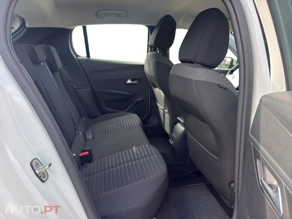 Peugeot E-208 50 kWh Active Pack