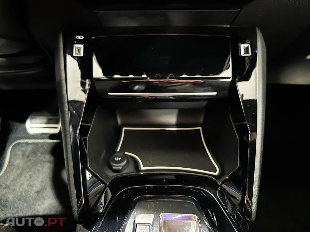 Peugeot E-208 50 kWh GT Pack