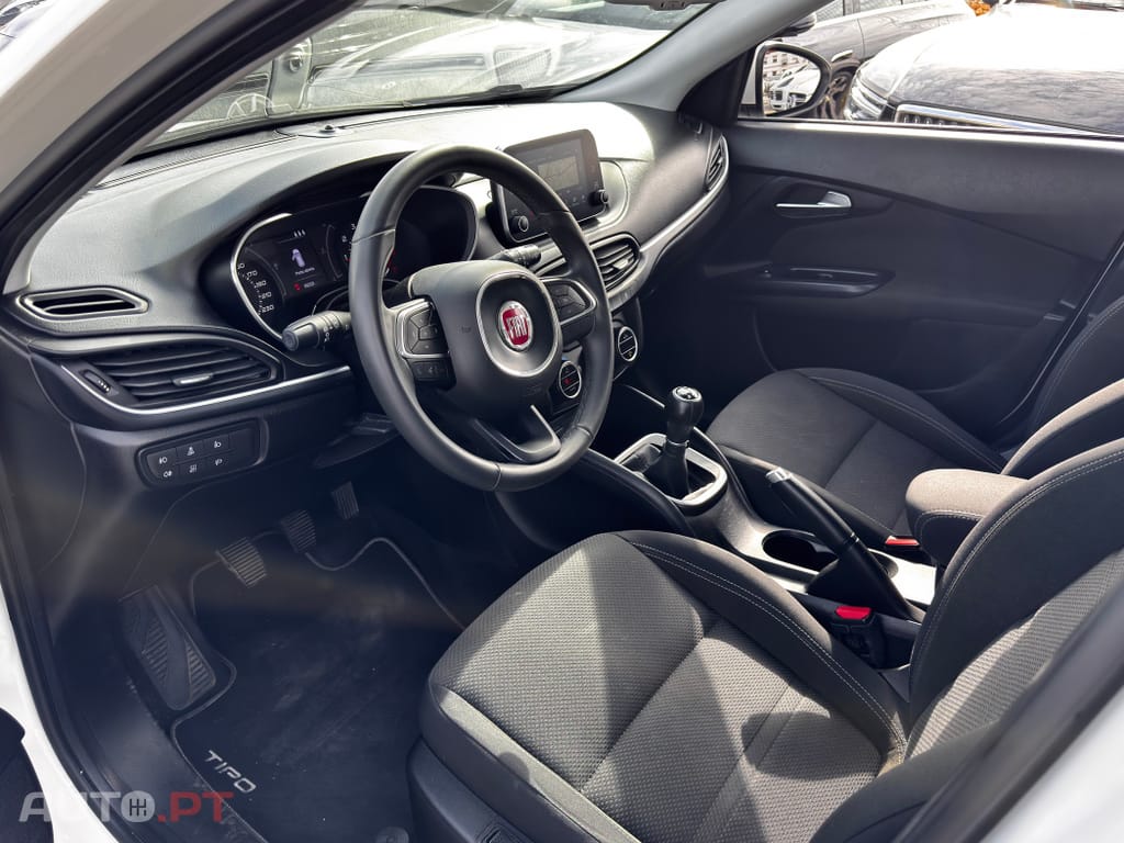 Fiat Tipo 1.3 M-Jet Lounge