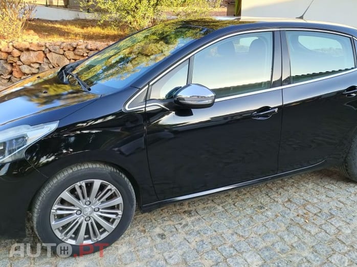 Peugeot 208 1.6 Blue HDi