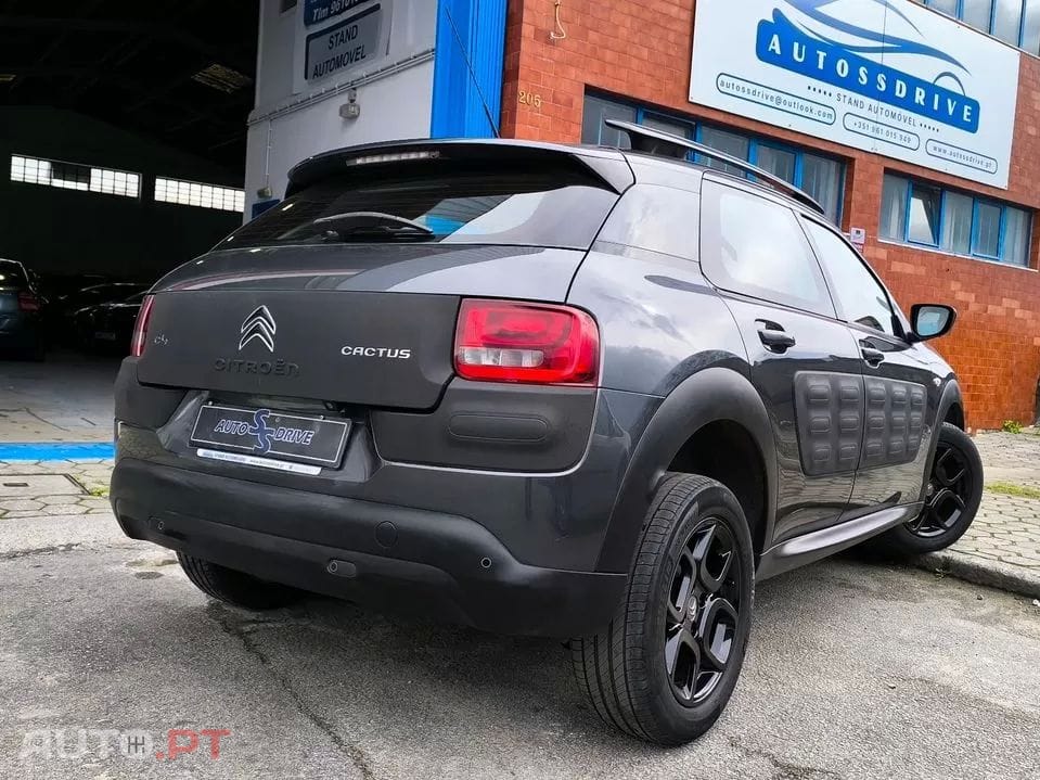 Citroen C4 Cactus 1.6 BlueHDi Shine