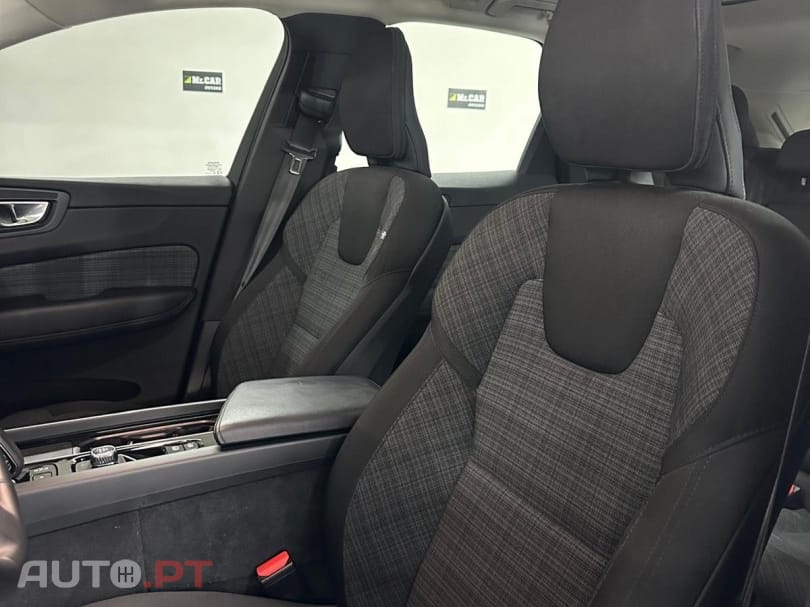 Volvo XC60 T6 AWD Recharge Geartronic Inscription Expression