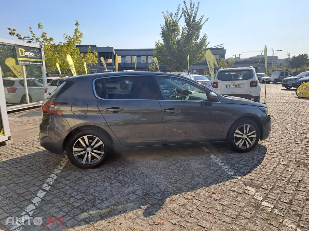 Peugeot 308 PureTech 110 Stop & Start Allure