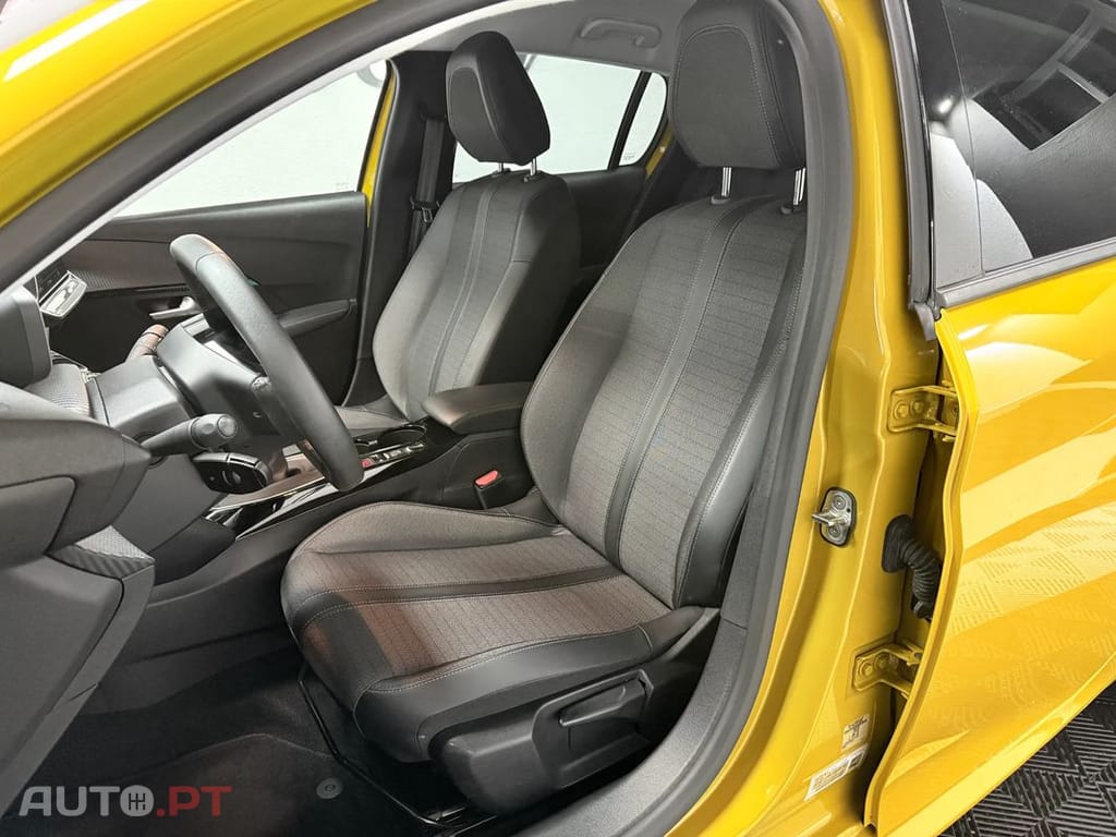 Peugeot 208 PureTech 100 Allure Pack