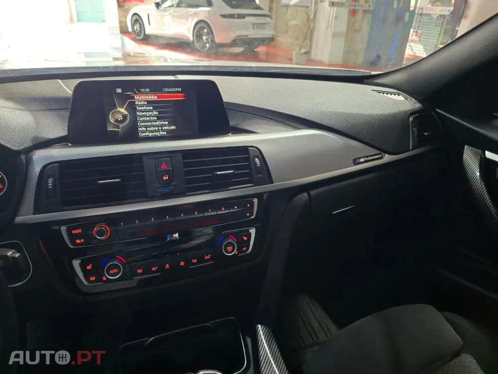 BMW 320 320D auto PACK M PERFORMANCE