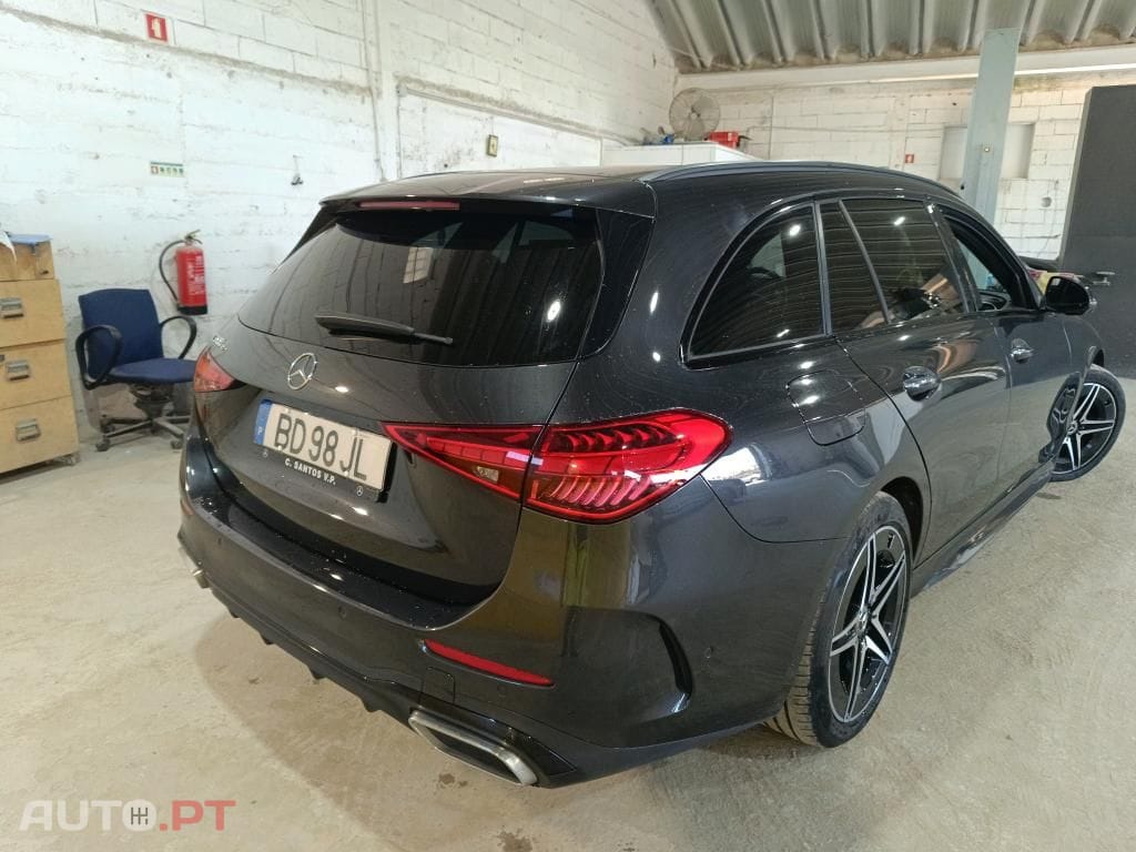 Mercedes-Benz C 300 e AMG Line