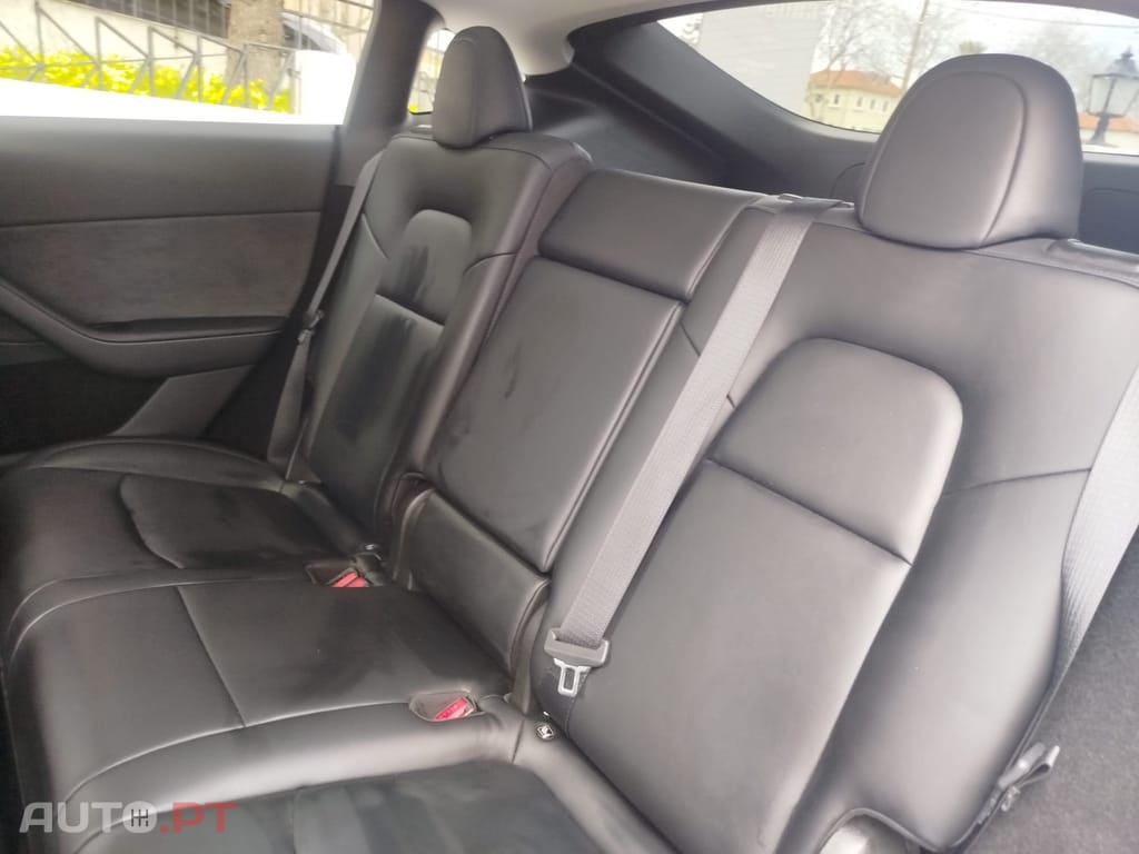 Tesla Model Y Tração Traseira