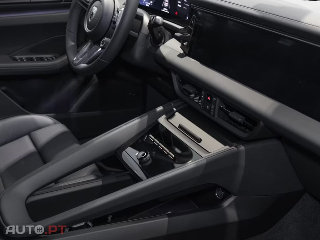 Porsche Macan Turbo  I.V.A DEDUTÍVEL