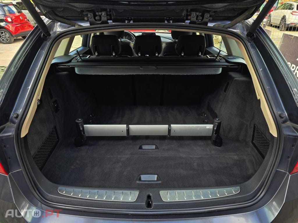 BMW 318 d Touring Auto Line Modern