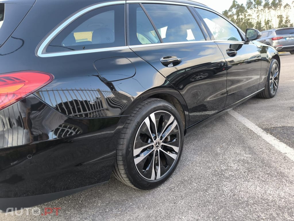 Mercedes-Benz C 300 e T 9G-TRONIC Avantgarde