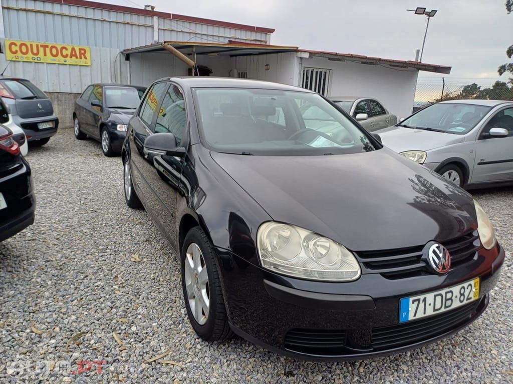 Volkswagen Golf 1.4i Trendline AC — fotografia 2