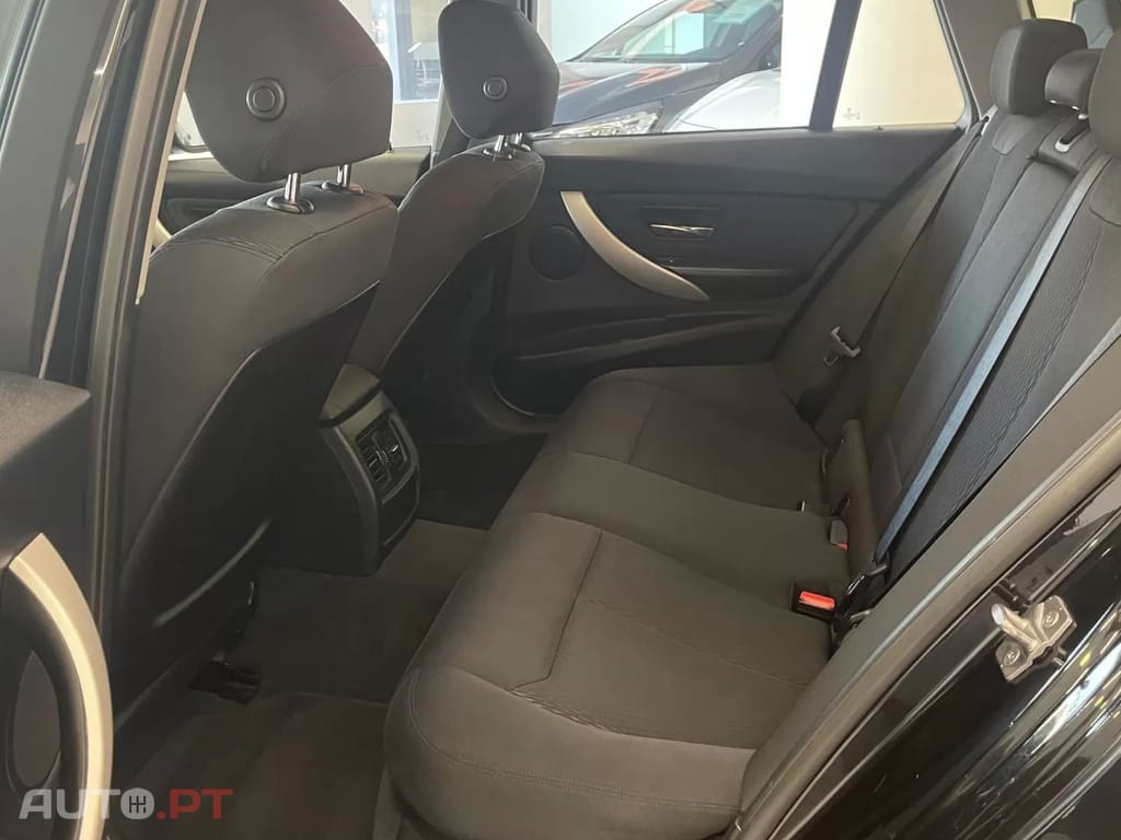 BMW 318 d Touring Line Modern