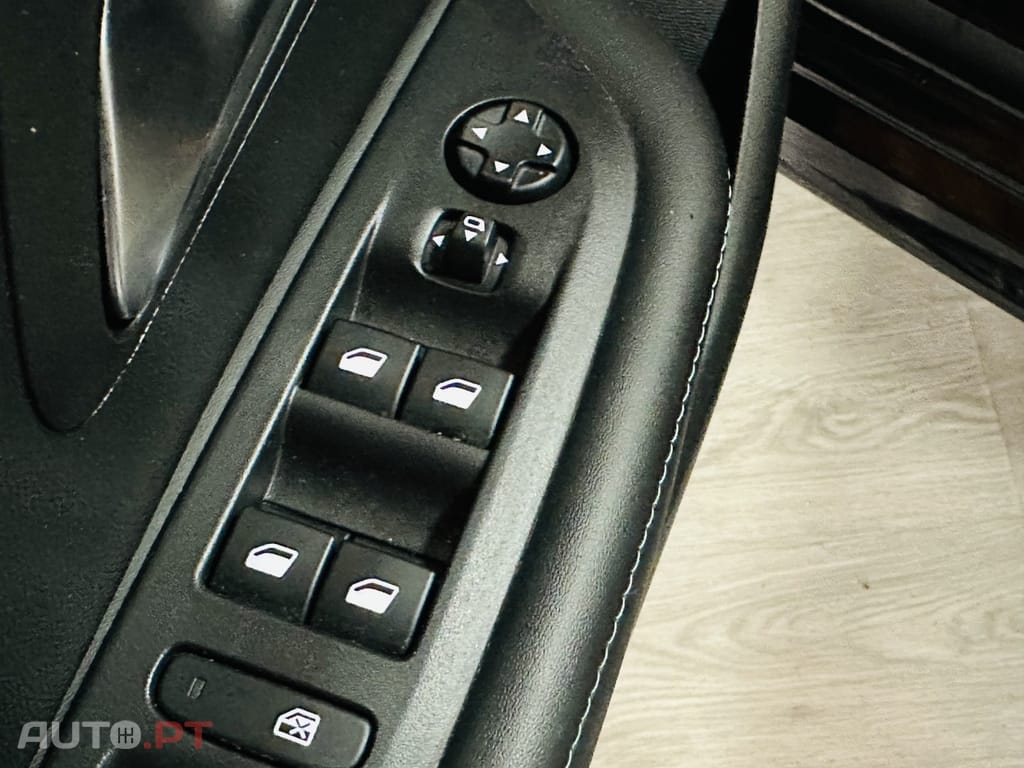 Peugeot 208 1.2 PureTech Allure Pack