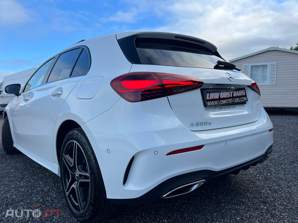 Mercedes-Benz A 250 e AMG Line