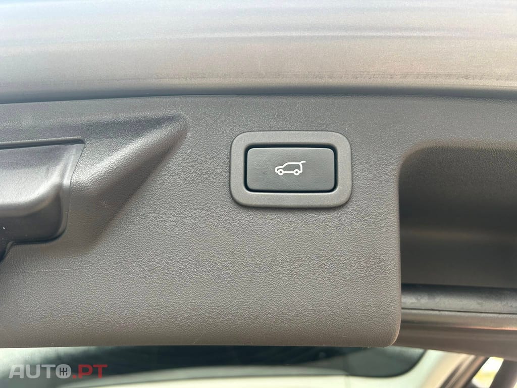 Land Rover Discovery Sport 2.0 TD4 HSE -Automatico