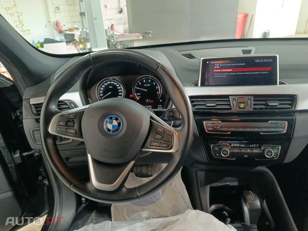 BMW X1 25 e xDrive Corporate Edition