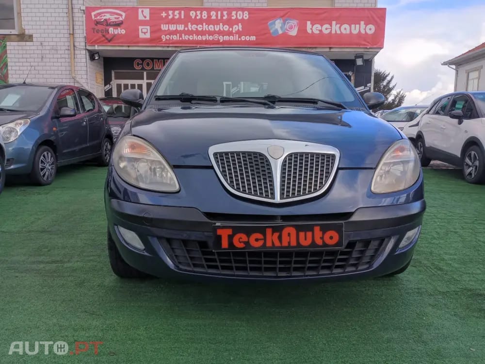 Lancia Ypsilon 1.2 16V Fashion